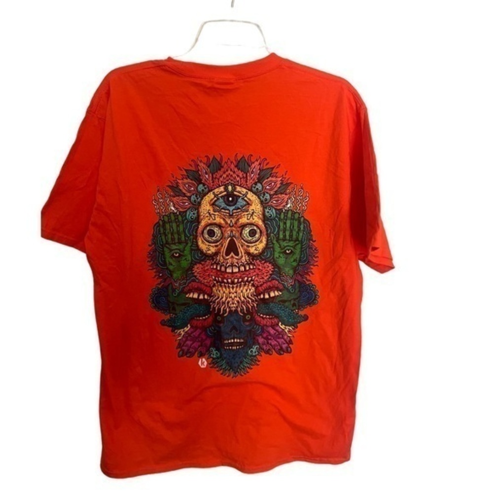 PORT & COMPANY Hamsa hand and skull colorful graphic T-shirt size large